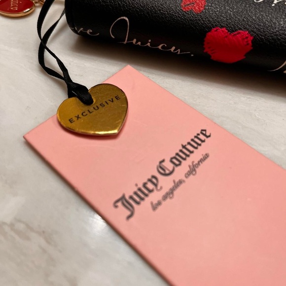 Juicy Couture Black Wallet with Red and Pink Hearts - Picture 2 of 9